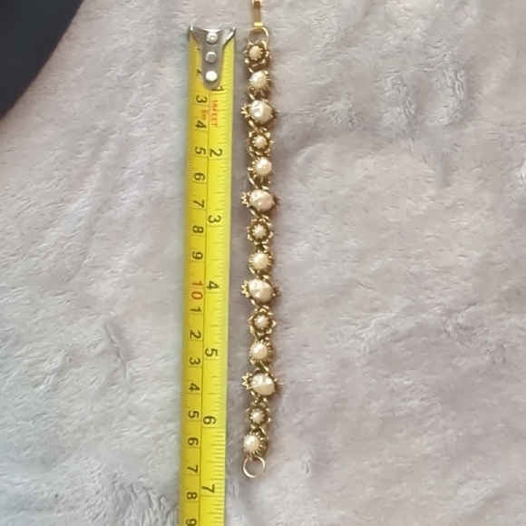 **Gifted'''' 1930-40'S GOLD TONE CREAMY WHITE FAUX PEARL BRACELET! - Picture 4 of 5